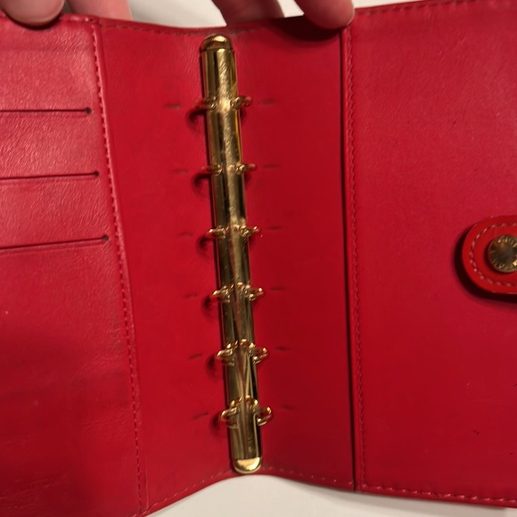 Louis Vuitton Red Vernis Leather Agenda - Picture 13 of 16